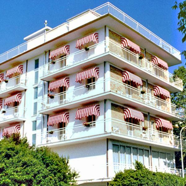 Hotel Ville De Paris Riccione Exterior foto